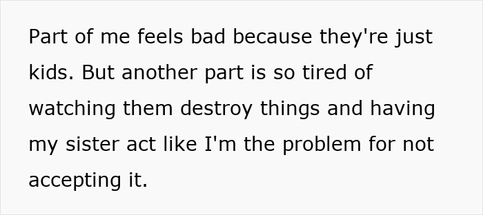 Text image showing a person conflicted about not giving Christmas gifts due to unruly niblings and facing backlash from sister. Text image showing a person conflicted about not giving Christmas gifts due to unruly niblings and facing backlash from sister.