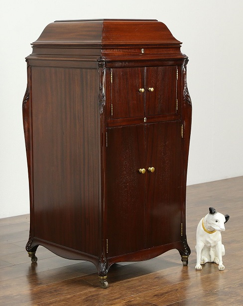 1920-Victrola-693305e03631a.jpg