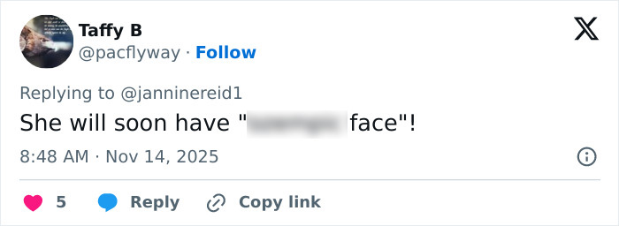 Comment on social media about Amy Schumer's wrinkle-free photos, reflecting a plastic surgeon's professional perspective. Comment on social media about Amy Schumer's wrinkle-free photos, reflecting a plastic surgeon's professional perspective.