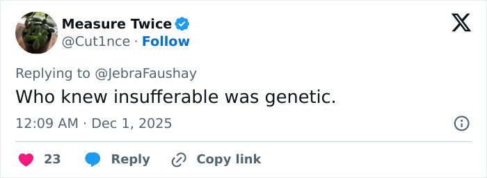 Screenshot of a tweet mocking Apple Martin as an insufferable nepo-baby amid her self-portrait modeling campaign announcement.