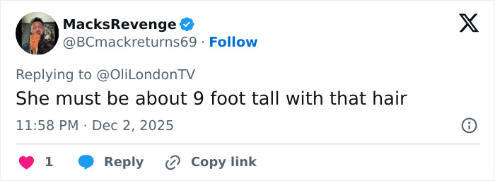 "A New Home For Lice": Gwendoline Christie’s Bizarre Hair Look Hijacks Fashion Awards "A New Home For Lice": Gwendoline Christie’s Bizarre Hair Look Hijacks Fashion Awards