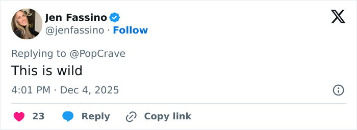 Screenshot of a Twitter reply by Jen Fassino reacting to Pantone’s controversial color of the year online meltdown.