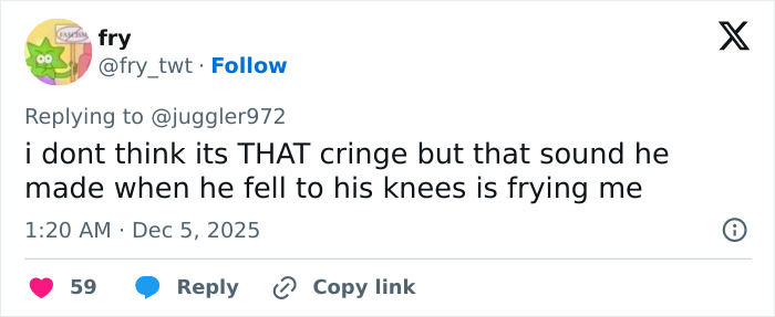 Tweet text discussing a reaction mocking Noah Schnapp scene recreation and his acting in Stranger Things season.