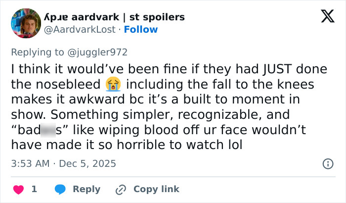 Tweet discussing Noah Schnapp scene recreation and backlash for his acting in new Stranger Things season. Tweet discussing Noah Schnapp scene recreation and backlash for his acting in new Stranger Things season.