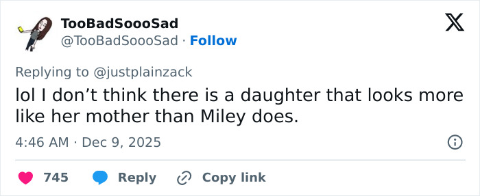 Twitter user commenting on resemblance, discussing woman claiming to be Miley Cyrus&rsquo; true birth mother and pregnancy age.
