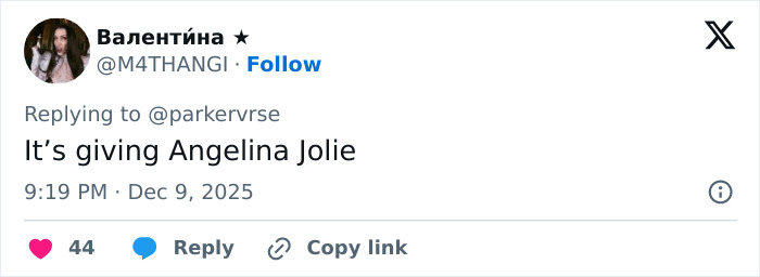 Social media post discussing a viral theory about Millie Bobby Brown's newborn daughter after new pictures appeared. Social media post discussing a viral theory about Millie Bobby Brown's newborn daughter after new pictures appeared.