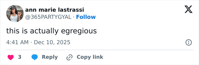 Sydney Sweeney fans spot odd detail on Sports Illustrated cover sparking widespread discussion online. Sydney Sweeney fans spot odd detail on Sports Illustrated cover sparking widespread discussion online.