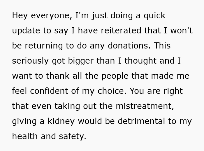 Text on phone screen showing a woman explaining why she stopped donating as spare parts for her brother after a lifetime of sacrifice Text on phone screen showing a woman explaining why she stopped donating as spare parts for her brother after a lifetime of sacrifice