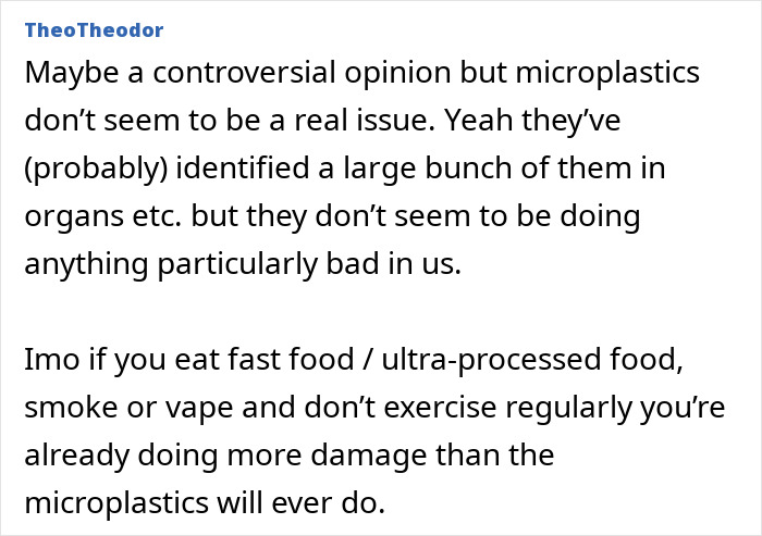 Screenshot of an online discussion about microplastics found in bone tissue questioning their health impact compared to lifestyle factors. Screenshot of an online discussion about microplastics found in bone tissue questioning their health impact compared to lifestyle factors.