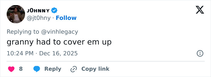 Kris Jenner seen publicly without gloves for the first time after viral $100k facelift, highlighting hands reveal truth. Kris Jenner seen publicly without gloves for the first time after viral $100k facelift, highlighting hands reveal truth.