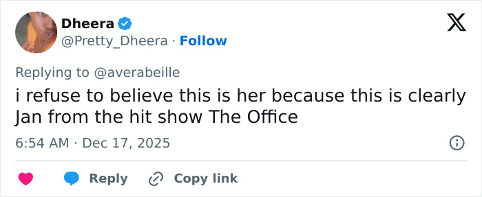 Tweet criticizing a photo, discussing Karoline Leavitt and alleged lip filler marks in a social media reply. Tweet criticizing a photo, discussing Karoline Leavitt and alleged lip filler marks in a social media reply.