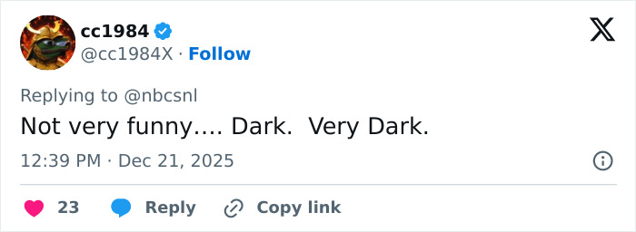 Tweet by user cc1984 criticizing SNL’s Home Alone parody starring Ariana Grande with a comment on its dark, bloody twist.