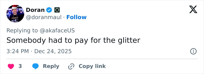 Screenshot of a tweet commenting on Machine Gun Kelly's boy band dancing going viral with a humorous remark.