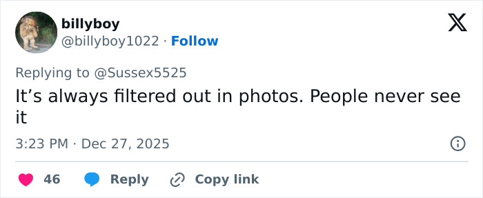 User tweet discussing filtered photos related to Kate Middleton's scar during Christmas appearance sparking conspiracy theories. User tweet discussing filtered photos related to Kate Middleton's scar during Christmas appearance sparking conspiracy theories.
