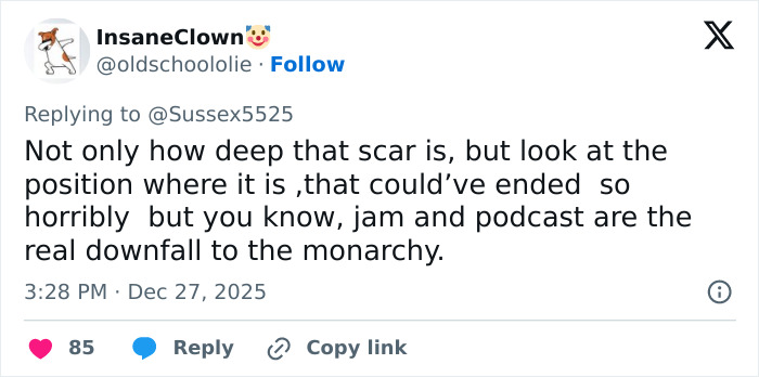 Tweet discussing the position and depth of Kate Middleton's scar, sparking conspiracy theories during Christmas appearance.