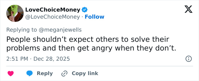 Tweet from LoveChoiceMoney commenting on people expecting others to solve problems, related to internet divided after seat dispute on flight.