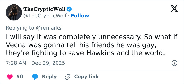 Screenshot of a Twitter reply criticizing Stranger Things 5 episode calling it comically bad and cringe-worthy. Screenshot of a Twitter reply criticizing Stranger Things 5 episode calling it comically bad and cringe-worthy.