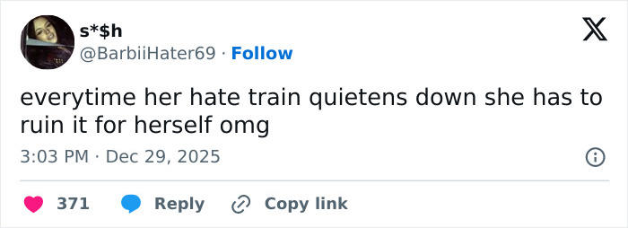 Screenshot of a social media reply criticizing Chappell Roan amidst backlash over Brigitte Bardot post.