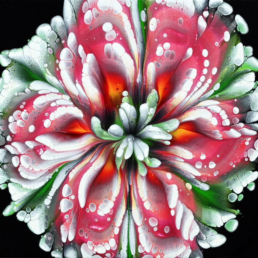 Christmas Star Inspired Fluid Art🌺 ~ Acrylic Pouring Reverse Flower Dip