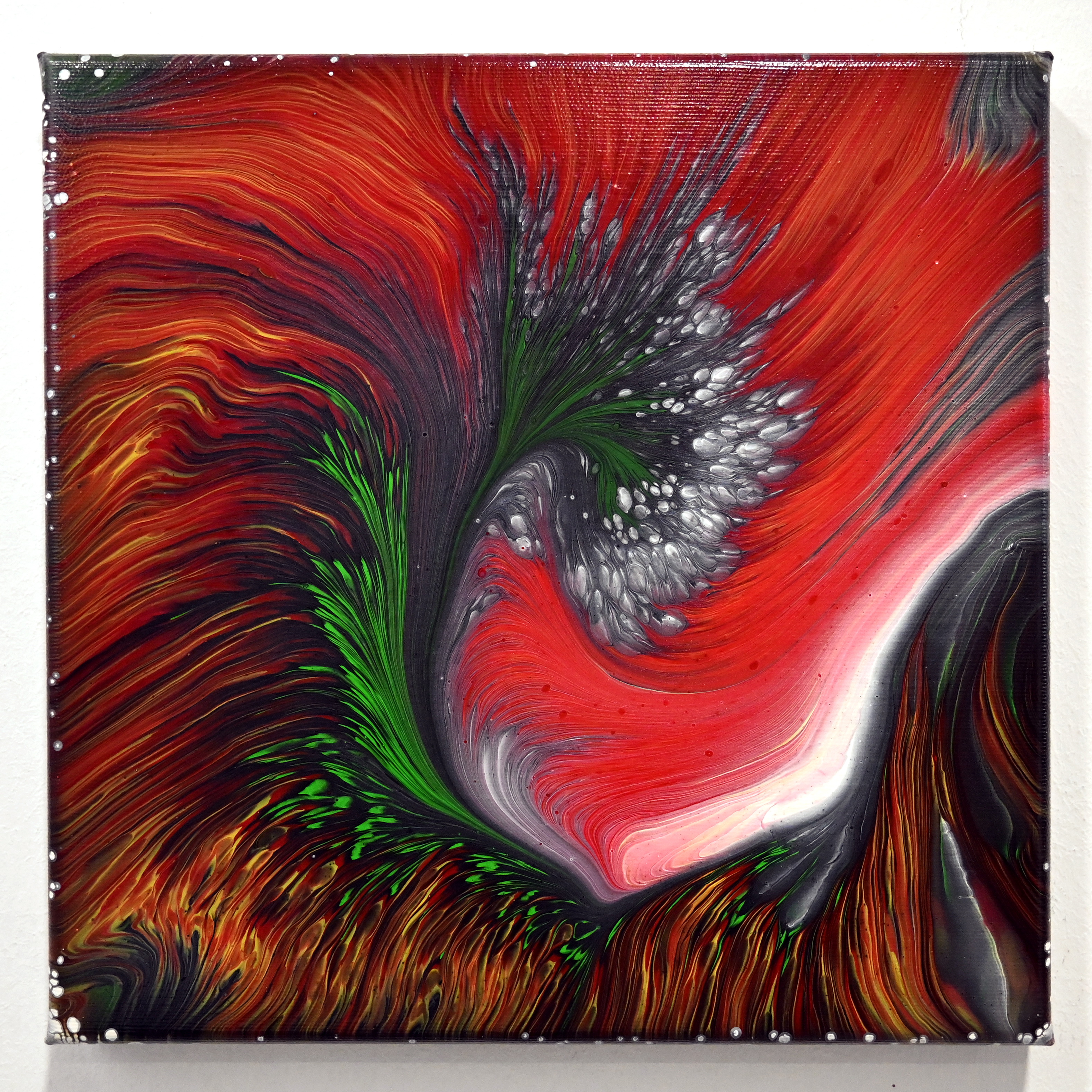 Red And Green Swirls – Satisfying Acrylic Pour Technique