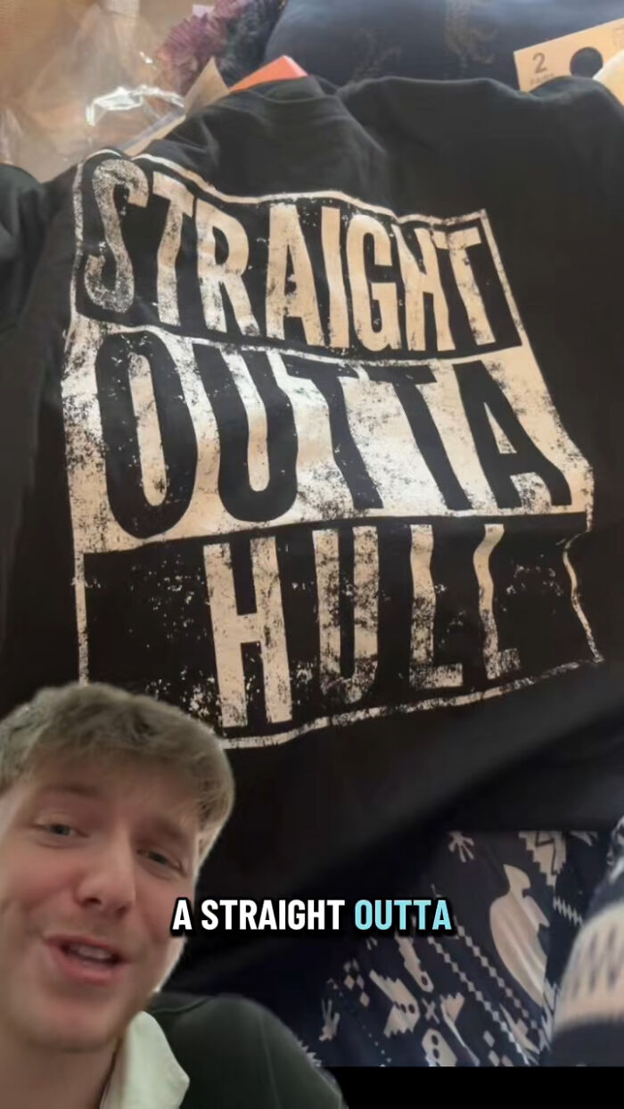 Black shirt with worn white text saying Straight Outta Hull, a funny example of worst Xmas presents people received this holiday.