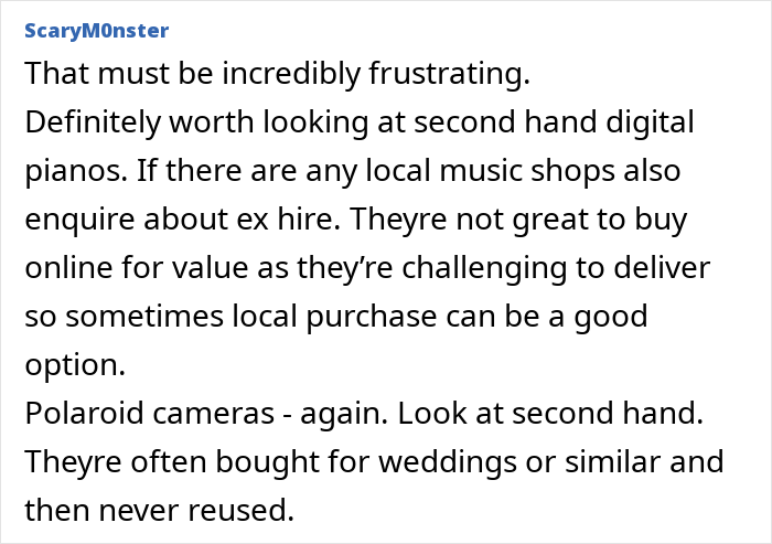 Text post from user ScaryM0nster discussing frustrations and advice on buying second-hand digital pianos or Polaroid cameras. Text post from user ScaryM0nster discussing frustrations and advice on buying second-hand digital pianos or Polaroid cameras.
