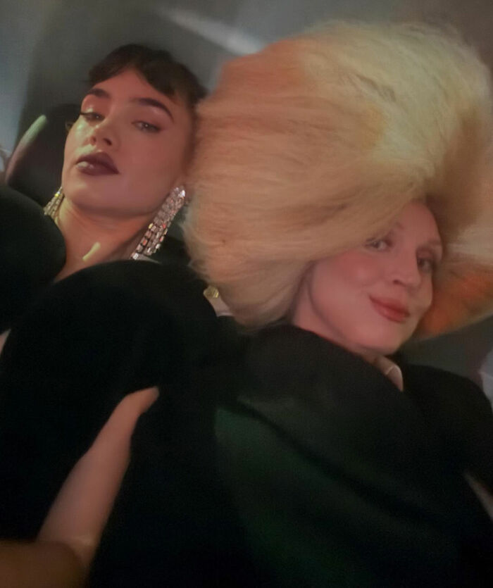 "A New Home For Lice": Gwendoline Christie’s Bizarre Hair Look Hijacks Fashion Awards "A New Home For Lice": Gwendoline Christie’s Bizarre Hair Look Hijacks Fashion Awards