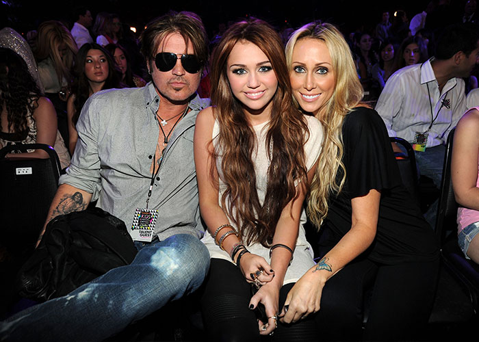 Woman claiming to be Miley Cyrus’ true birth mother sharing her age when she got pregnant at an event. Woman claiming to be Miley Cyrus’ true birth mother sharing her age when she got pregnant at an event.