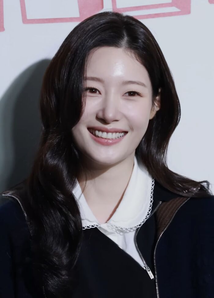 Actress and Singer Jung Chae-Yeon, 28