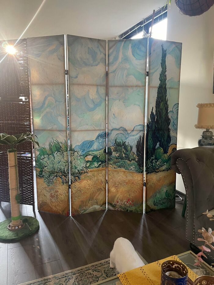 Decorative room divider with Van Gogh inspired painting found in secondhand stores delivering cool surprises.