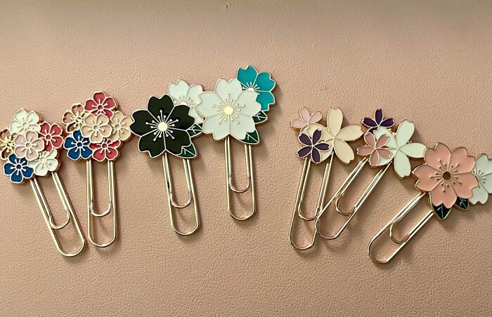 A Set Of Decorative Flower Paperclips Will Make Her Boring, Soul-Crushing Paperwork Feel Less Like A Chore And More Like A Cheerful Garden Party