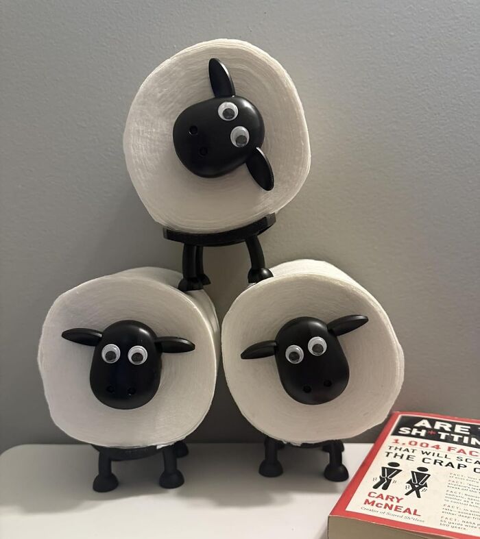 Toilet Paper Gets A Hilarious Woolly Disguise When It Stacks Up On This Sheep Toilet Paper Holder 