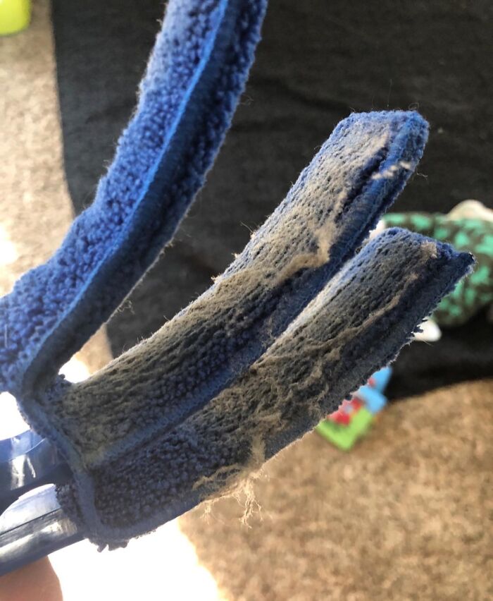  You Can Stop Pretending That The Thick Layer Of Fuzz On Your Shades Is A Deliberate Design Choice Thanks To The Window Blind Duster Sliding Between The Slats To Remove The Evidence Of Your Laziness