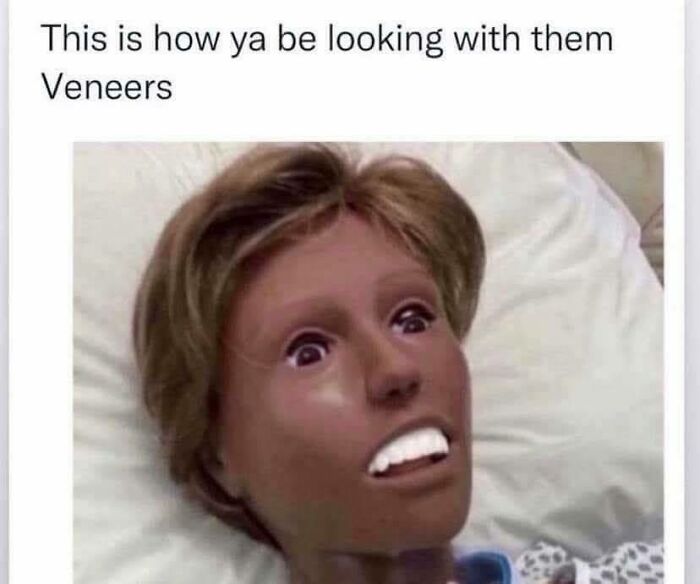 Humorous meme featuring a mannequin head with exaggerated teeth, illustrating funny disassociate content.