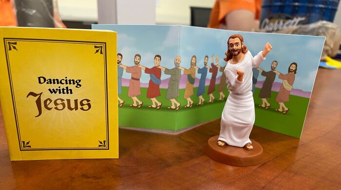 Dancing with Jesus figurine and backdrop, one of the most bizarre things people received as Christmas gifts.