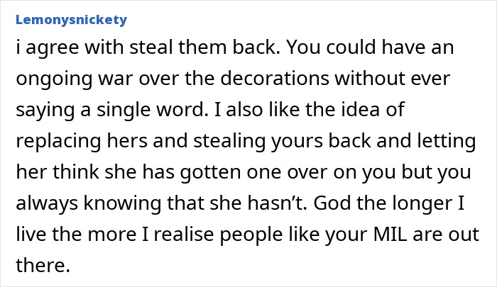Comment discussing a woman’s struggle over sentimental Christmas ornaments taken by her mother-in-law.