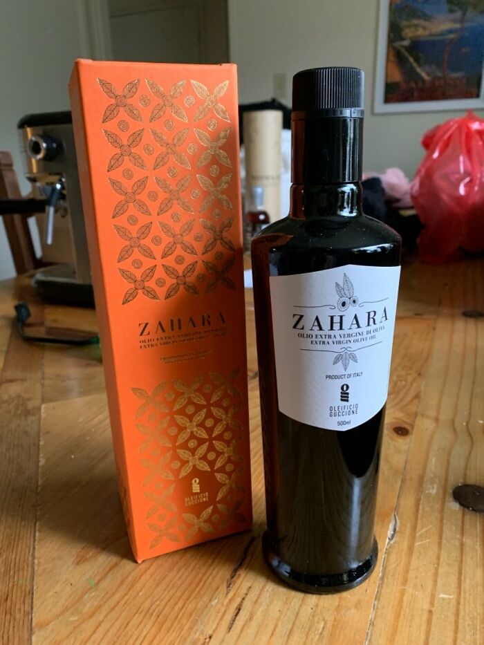 A Bottle Of Zahara Extra Virgin Olive Oil From Italy Will Make Their Regular, Grocery-Store Olive Oil Taste Like Greasy Water In Comparison