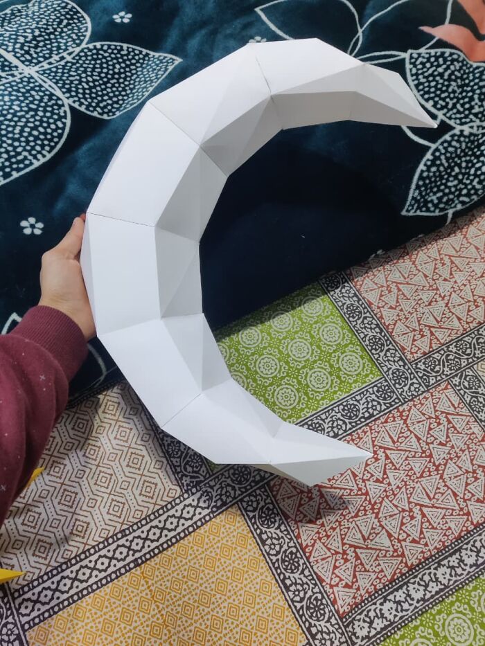 I Couldn't Find Affordable Wall Art, So I Designed A Low-Poly "Sun & Moon" Out Of Paper I Couldn't Find Affordable Wall Art, So I Designed A Low-Poly "Sun & Moon" Out Of Paper