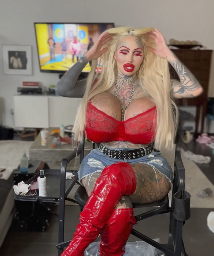 "She Was Not Well": Mary Magdalene, 33, Influencer Known For Extreme Cosmetic Surgeries, Passes Away After High‑Rise Fall "She Was Not Well": Mary Magdalene, 33, Influencer Known For Extreme Cosmetic Surgeries, Passes Away After High‑Rise Fall