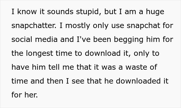 Text showing a confession about a man losing his girlfriend over a crush on a girl at work who is just being nice.