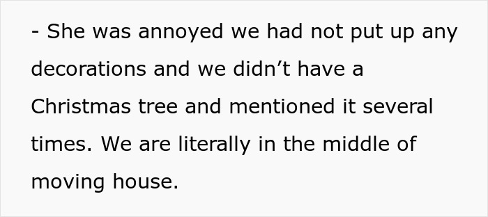 Text from a woman explaining her toxic mother-in-law’s annoyance over no Christmas decorations during a casual holiday.
