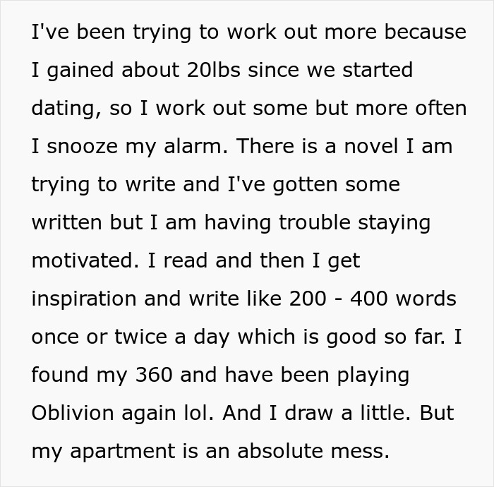 Alt text: Woman finds secret texts from fiancé revealing worries about her appearance and their wedding photos. Alt text: Woman finds secret texts from fiancé revealing worries about her appearance and their wedding photos.