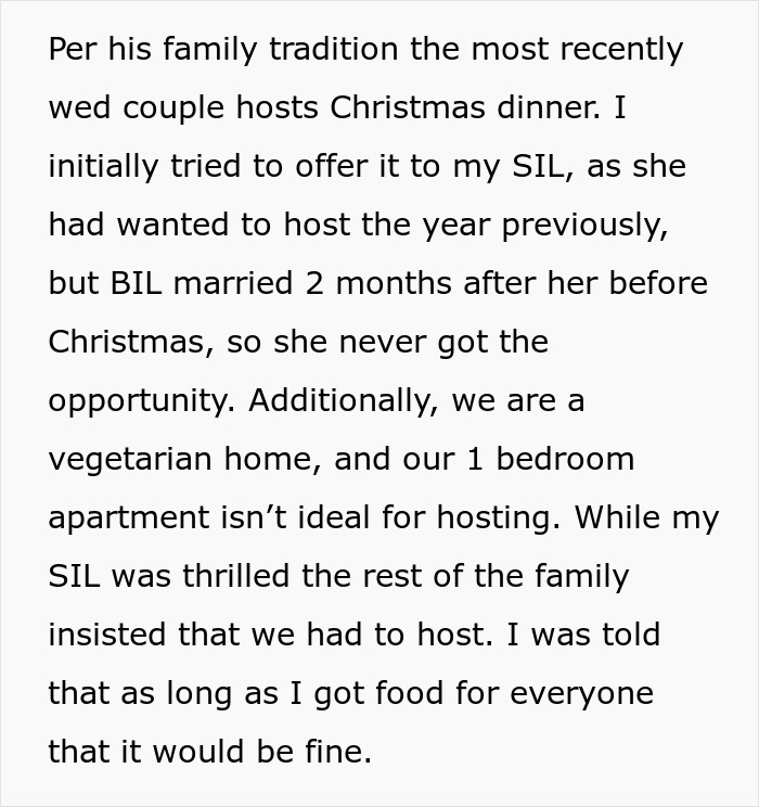 Family freaks out at Christmas dinner when vegetarian host does not prepare ham for the holiday meal. Family freaks out at Christmas dinner when vegetarian host does not prepare ham for the holiday meal.