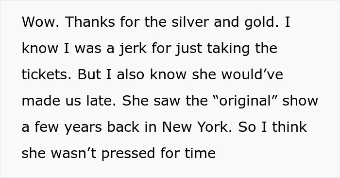 Text conversation discussing a lady’s unpunctual friend and their conflict before an event over nail painting. Text conversation discussing a lady’s unpunctual friend and their conflict before an event over nail painting.