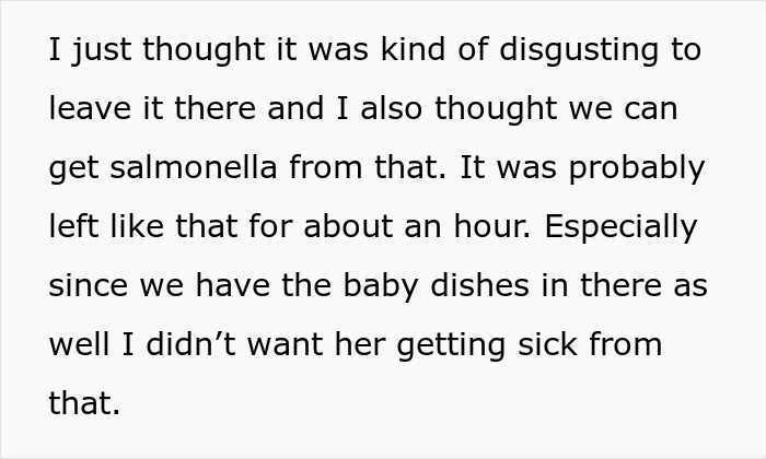 Woman loses appetite after seeing how her mother-in-law prepares chicken, fearing salmonella and health risks for the baby. Woman loses appetite after seeing how her mother-in-law prepares chicken, fearing salmonella and health risks for the baby.