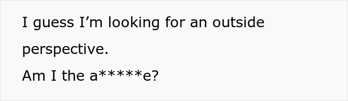 Text conversation expressing frustration about a family conflict during a vegetarian Christmas without ham. Text conversation expressing frustration about a family conflict during a vegetarian Christmas without ham.
