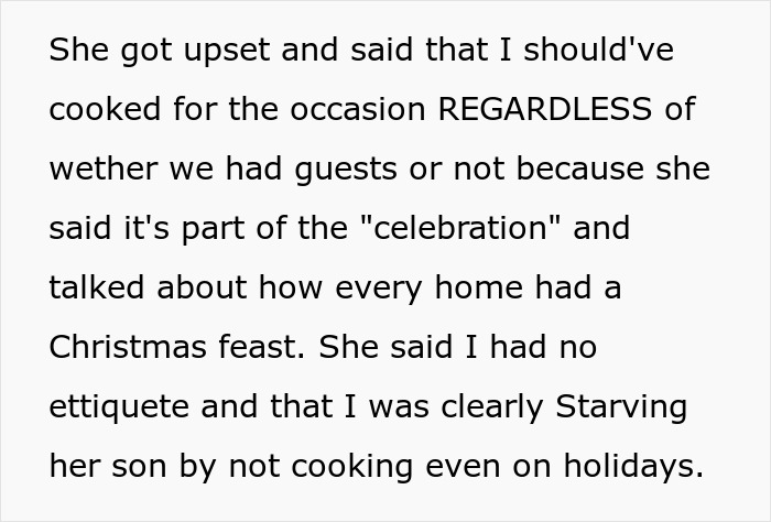 Text excerpt showing a woman upset about reheating pizza leftovers for MIL unannounced on Christmas and criticizing holiday etiquette. Text excerpt showing a woman upset about reheating pizza leftovers for MIL unannounced on Christmas and criticizing holiday etiquette.