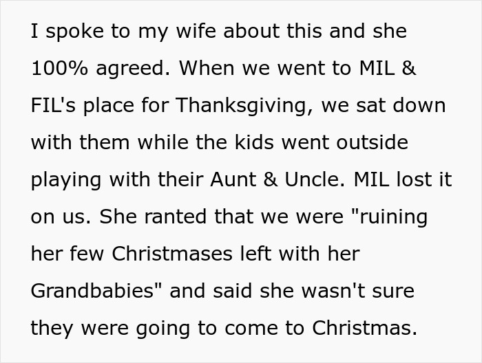 Text excerpt discussing a family conflict where grandma turns every Christmas into a weird competition with Santa. Text excerpt discussing a family conflict where grandma turns every Christmas into a weird competition with Santa.