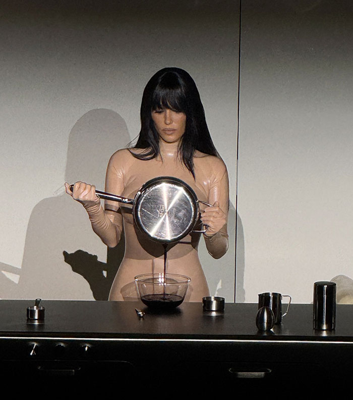 Bianca Censori's "Vulgar" Debut Art Performance Blasted As "Misogyny"