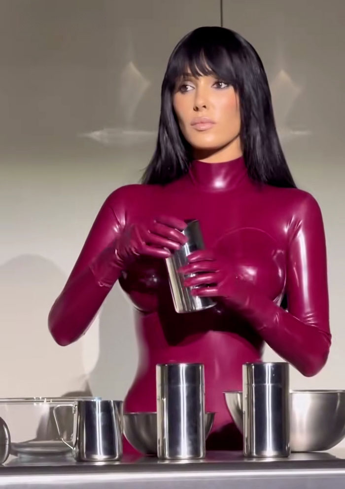 Bianca Censori's "Vulgar" Debut Art Performance Blasted As "Misogyny"